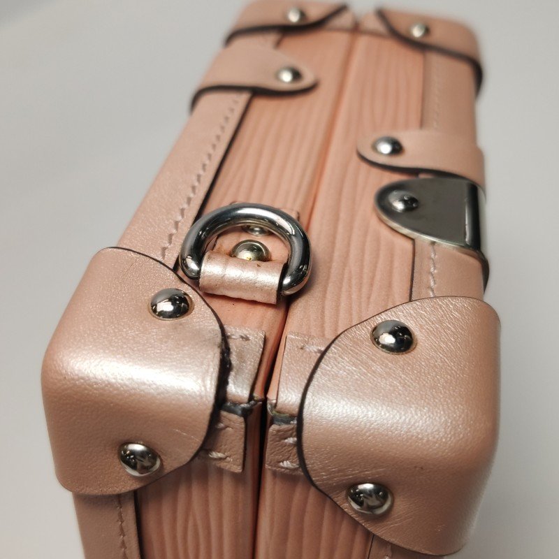 Louis Vuitton(LV)Petite Malle小盒子小號牛皮水波紋S-lock鎖扣斜挎包單肩包-12