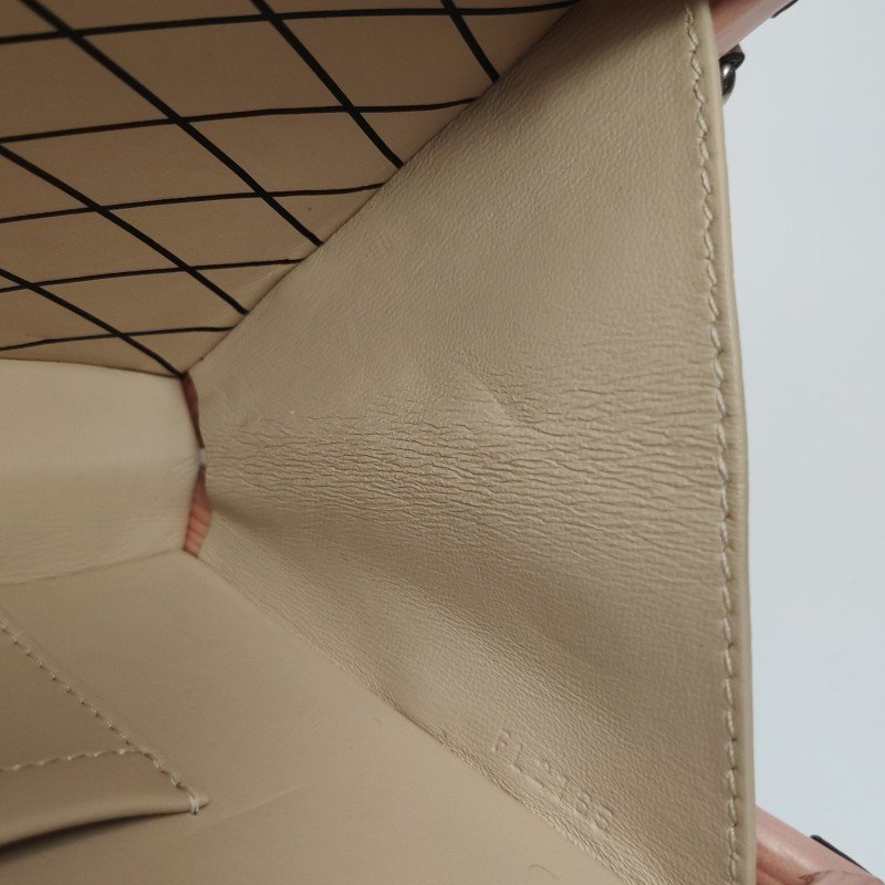 Louis Vuitton(LV)Petite Malle小盒子小號牛皮水波紋S-lock鎖扣斜挎包單肩包-18