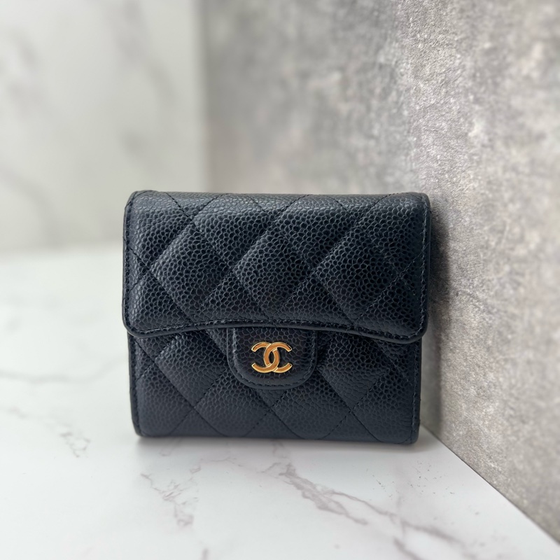 💗香緹國際精品💗 681 Chanel 黑金荔枝牛短夾-0
