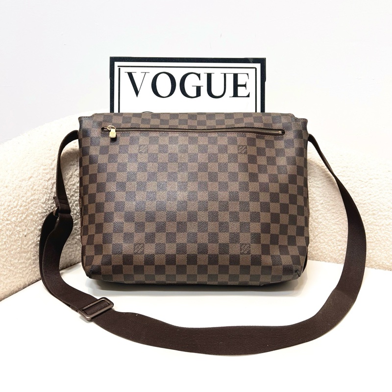 LV/路易威登 棕色棋盤格布魯克林郵差包 單肩斜挎包 底長32cm-1