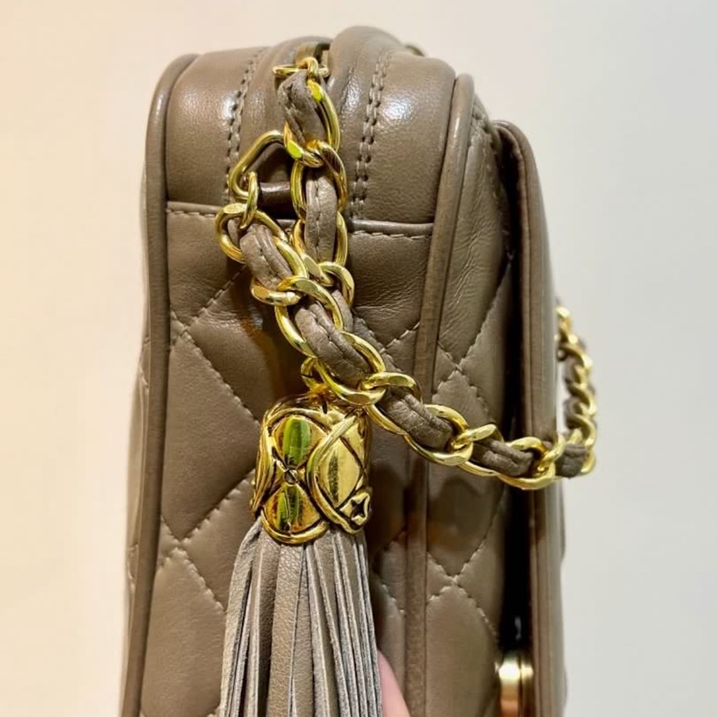 Vintage Chanel camera bag-3