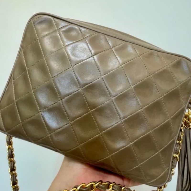 Vintage Chanel camera bag-10