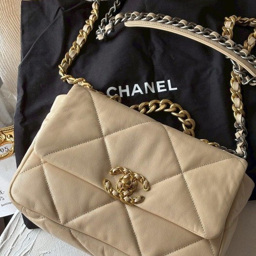 Chanel 經典的米色 26 19 bag---甜到蛀牙!!-1