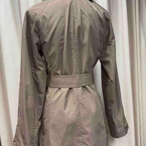 YSL超經典又正點的駝色防風風衣外套-4