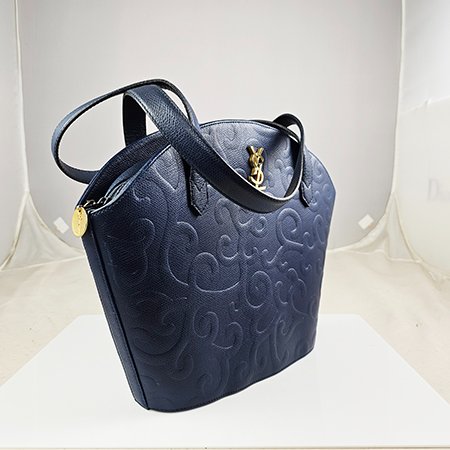 ＊奢華大道國際精品＊【Y095】YSL藍色牛皮唐草花紋貝殼肩背包-1