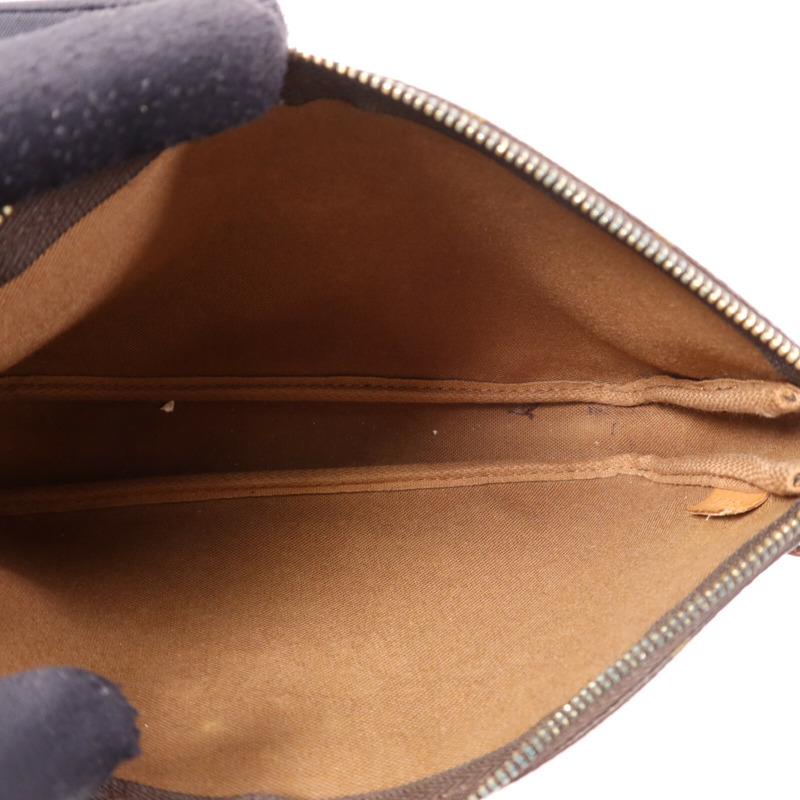 LOUIS VUITTON Monogram Pochette Accessoires金扣手挽袋-4