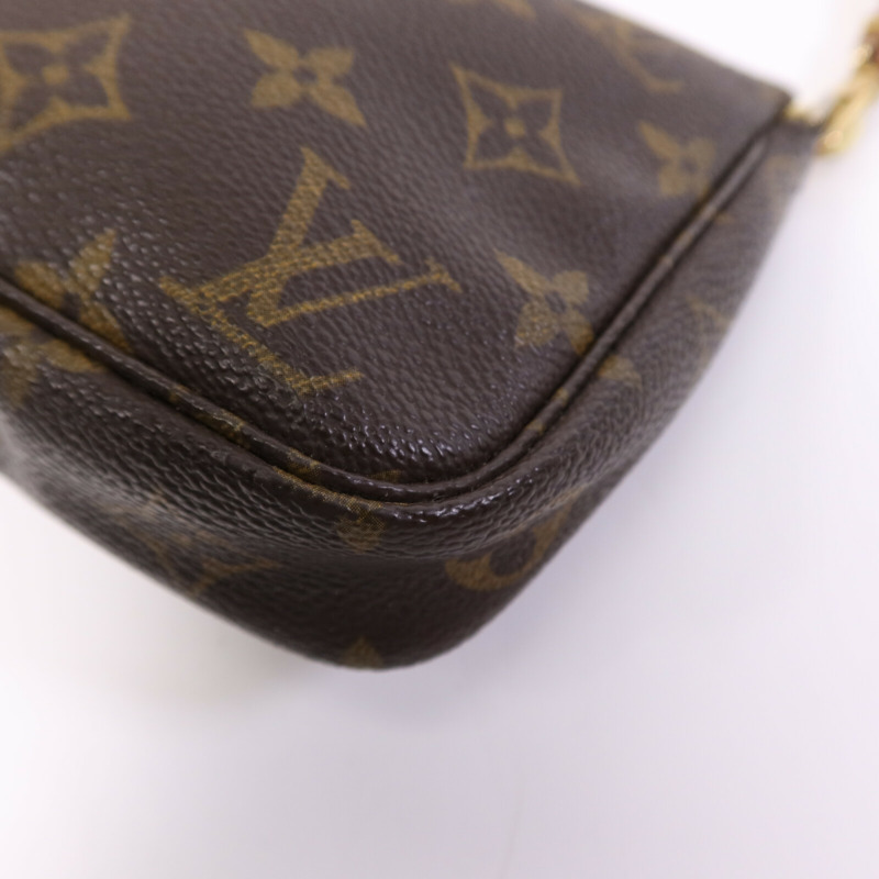 LOUIS VUITTON Monogram Pochette Accessoires金扣手挽袋-11