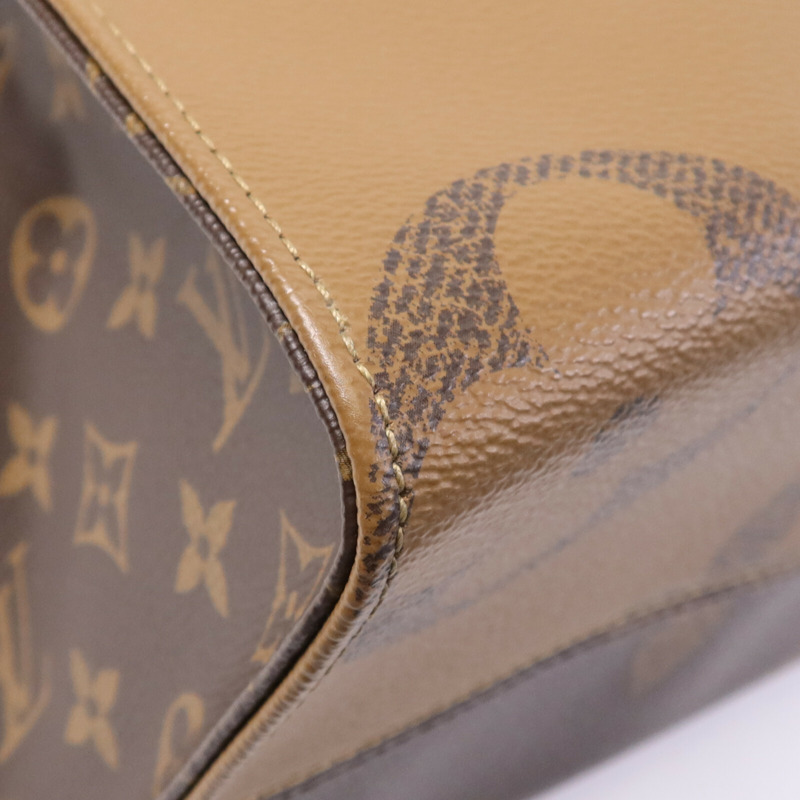 LOUIS VUITTON Monogram Giant On The Go MM金扣手挽肩背兩用袋-11