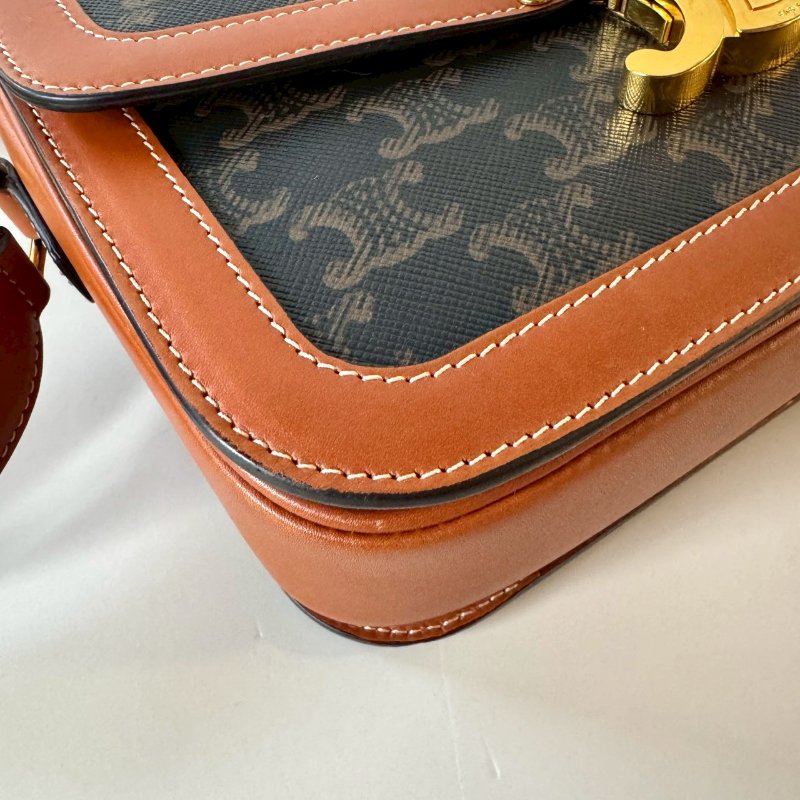 CELINE TRIOMPHE PVC 防水 斜背包 老花 焦糖 多格層 凱旋門 22cm-6