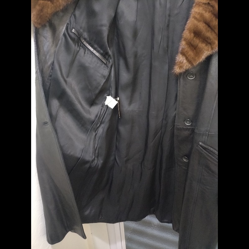 Bally 貂毛領黑牛皮長大衣-8