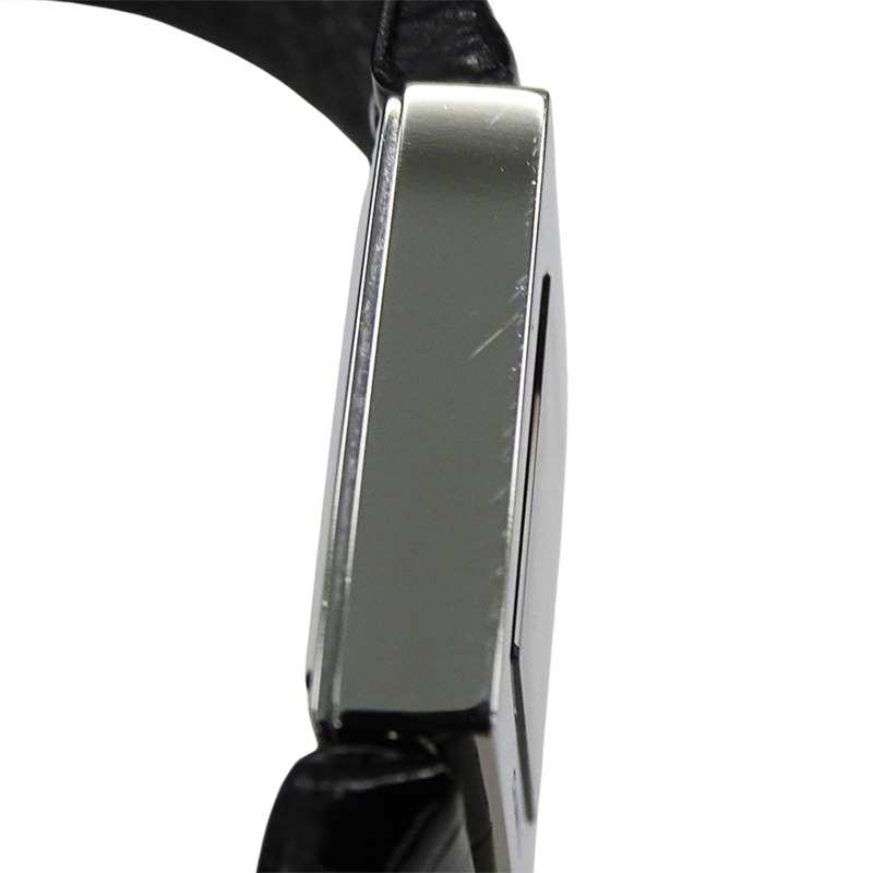 香奈兒女士絎縫石英腕錶，QZ系列，不鏽鋼錶殼，皮革錶帶，銀色錶盤，黑色錶帶，方形錶盤，H0116-11