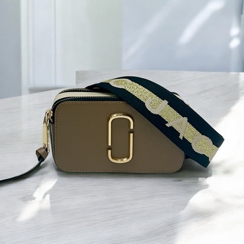 莉亞精品♡ MJ卡其相機包 二手美包