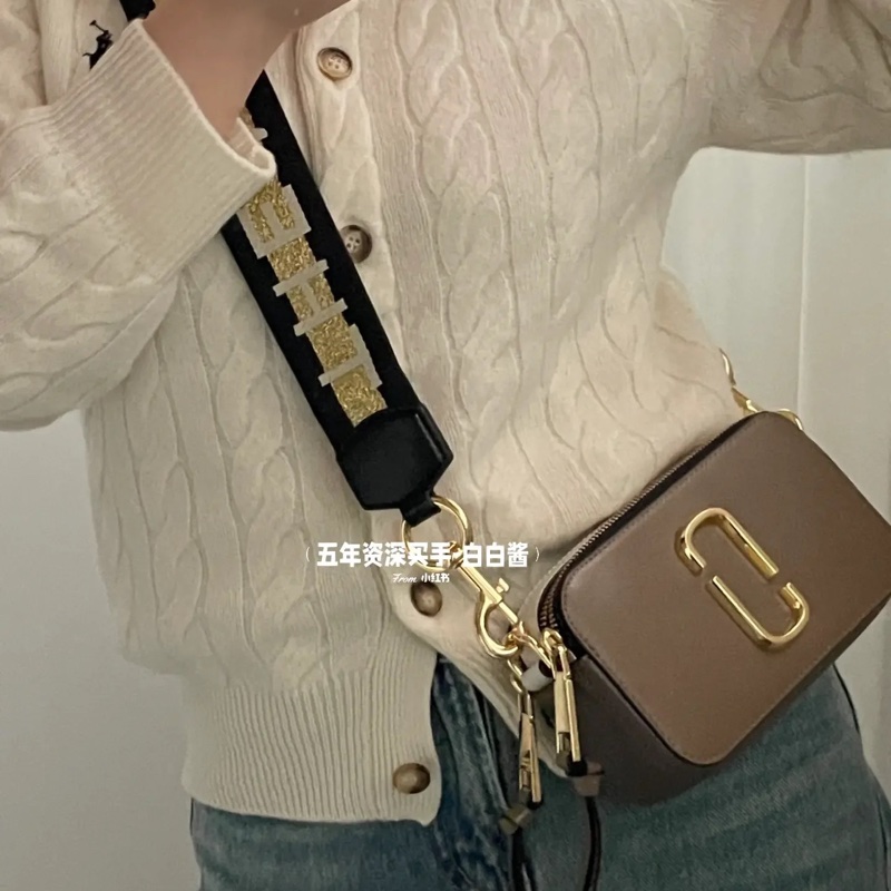 莉亞精品♡ MJ卡其相機包 二手美包-1