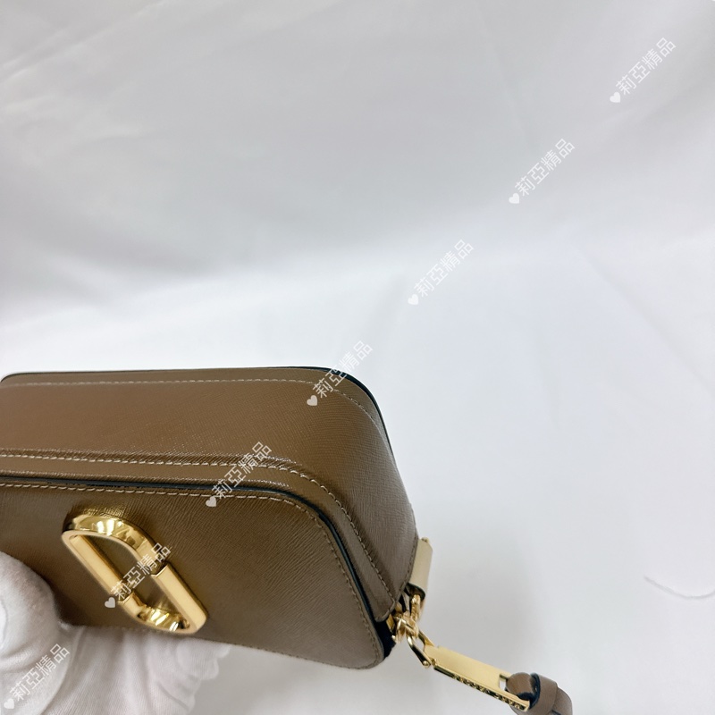 莉亞精品♡ MJ卡其相機包 二手美包-11