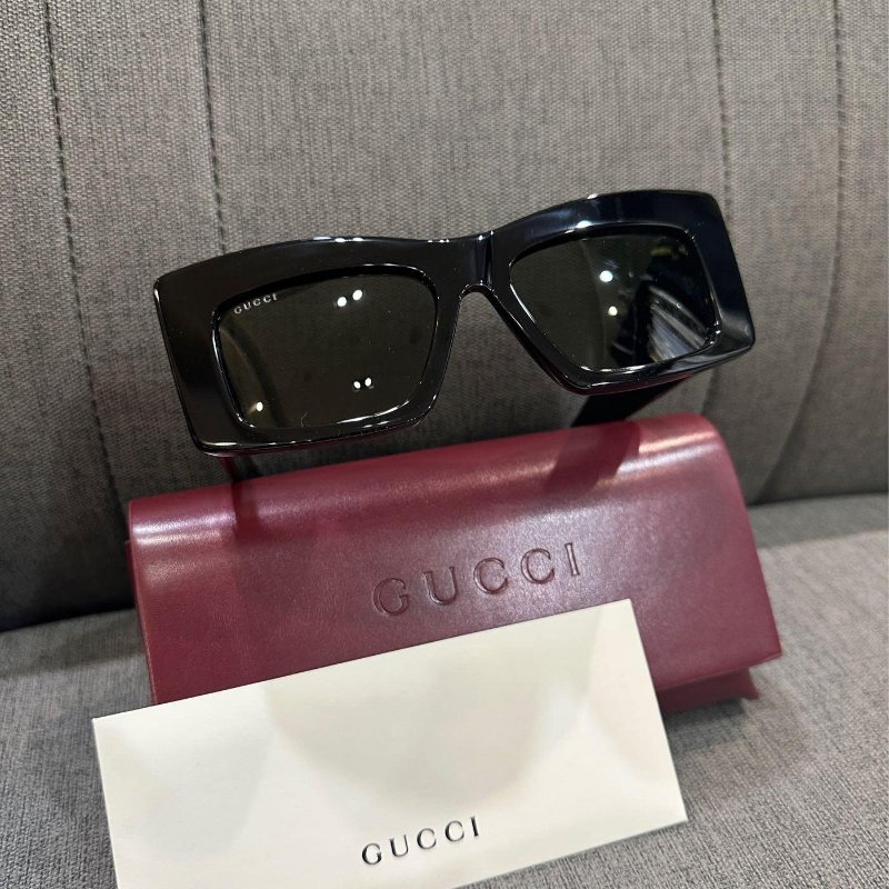 💎Han's house精品服飾💎GUCCI 古馳 中性 墨鏡 眼鏡 無度數 現貨 原價180300-0