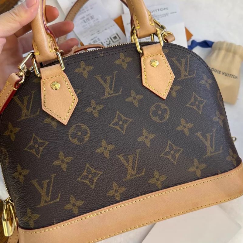 【93%新✨ 大全套✨2025年購證】 LV alma bb芯片款-2