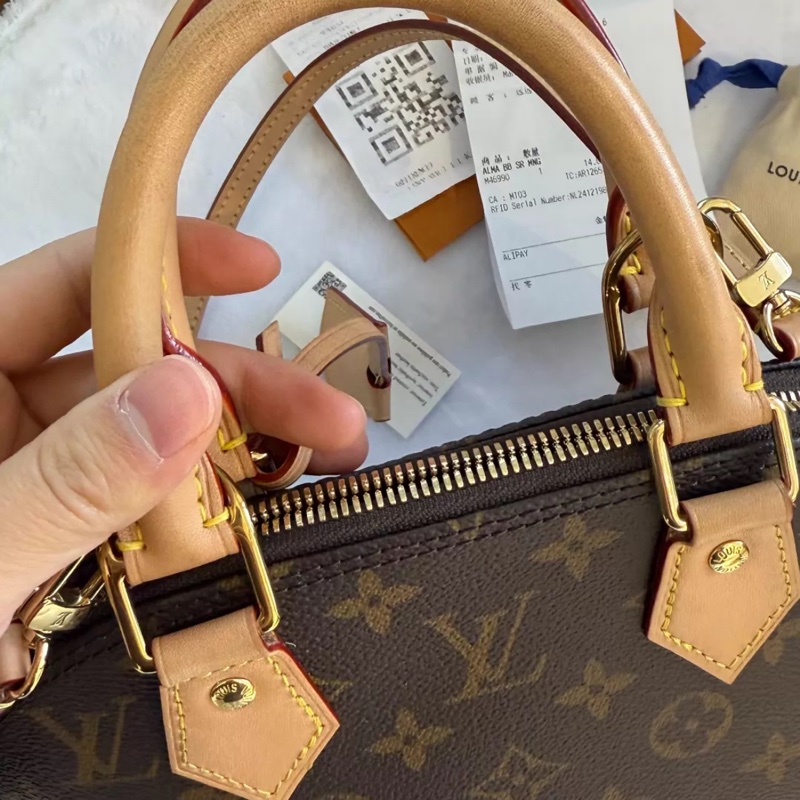 【93%新✨ 大全套✨2025年購證】 LV alma bb芯片款-3