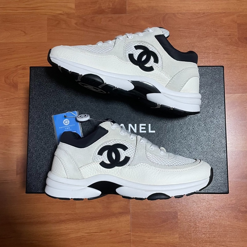 Chanel香奈兒雙C黑白熊貓正品低幫跑步鞋 米白黑 尺碼：35.5碼-0