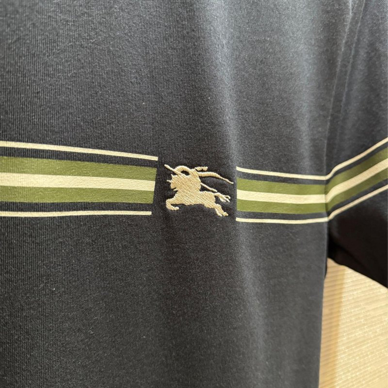 💎Han's house精品服飾💎 Burberry 戰馬 刺繡 短 T T恤 短袖-4