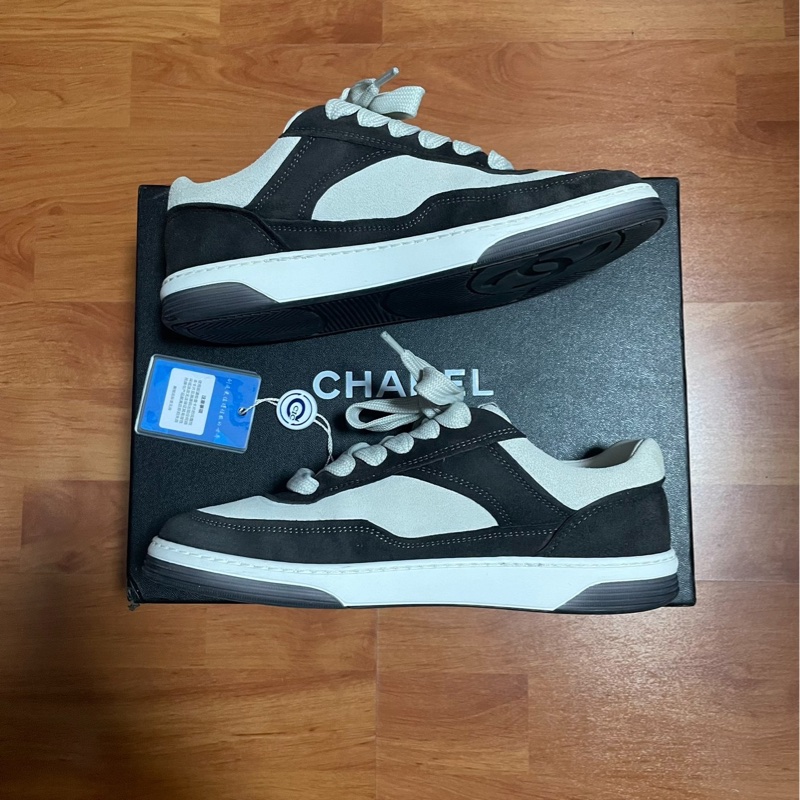 Chanel徽標正品香奈兒23p黑白熊貓雙c休閑板鞋  尺碼：36碼-1