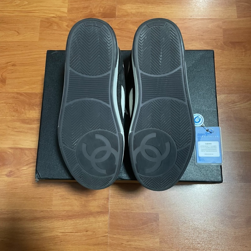 Chanel徽標正品香奈兒23p黑白熊貓雙c休閑板鞋  尺碼：36碼-6