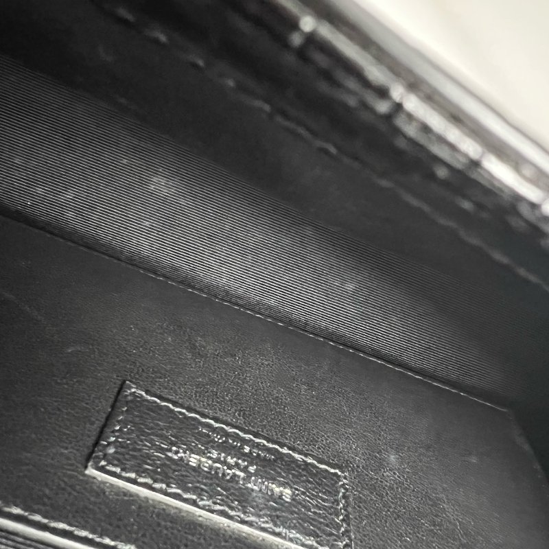 YSL 黑鱷魚紋流蘇銀扣KATE包中號-7