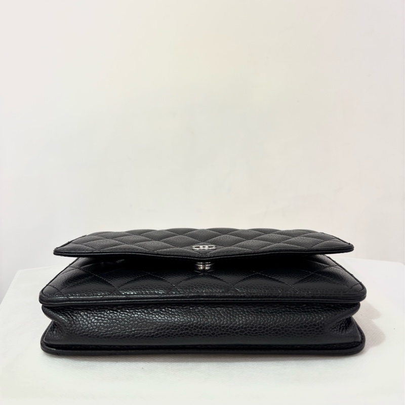 CHANEL黑荔枝牛皮銀釦磁吸式WOC-5