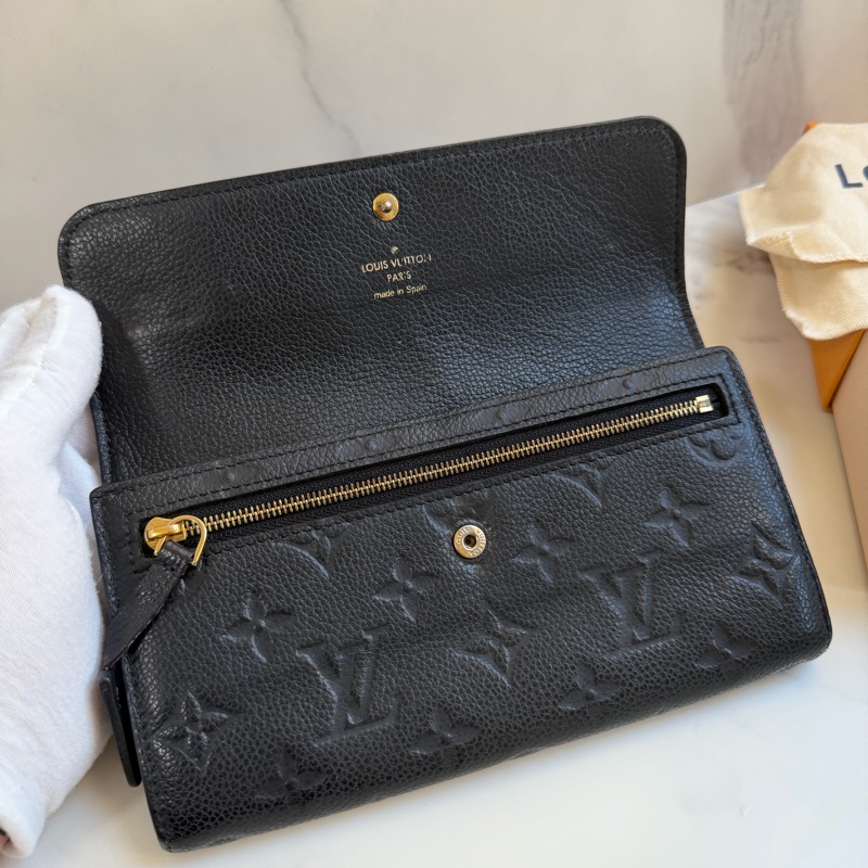 LV 長夾 自己粗用都划算-17