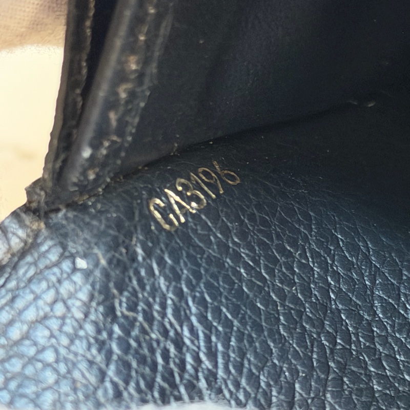 LV 長夾 自己粗用都划算-21