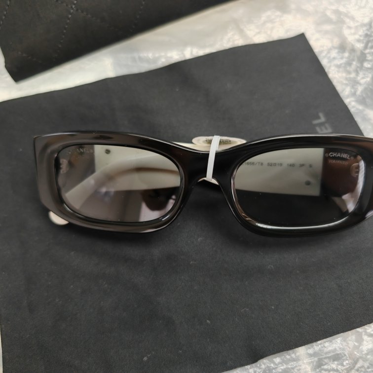 Chanel 香奈兒 黑白配色熊貓墨鏡-0