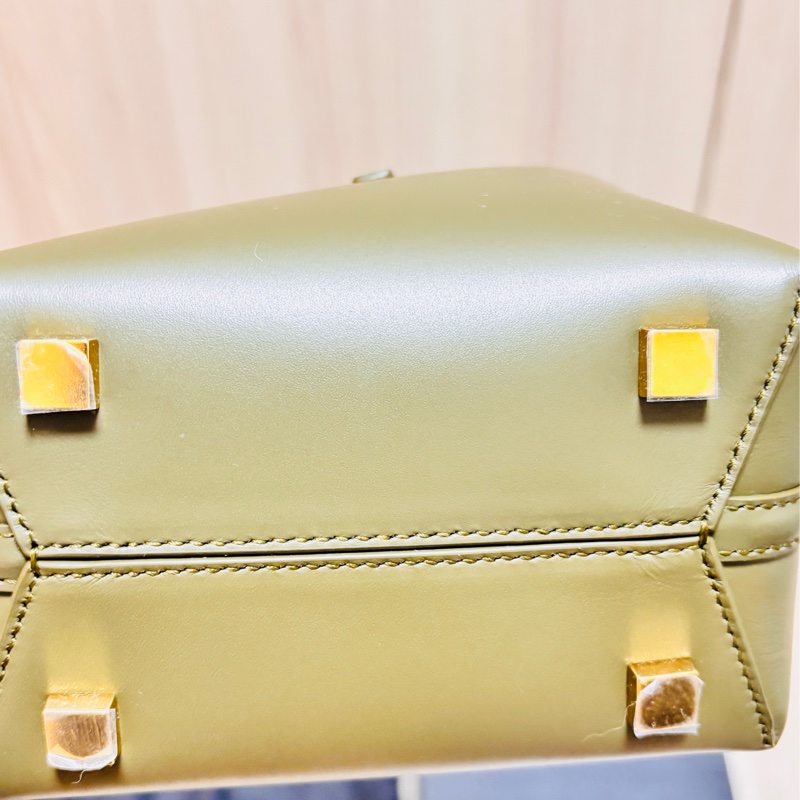 全新閒置品 Saint Laurent Le 37 Mini 765870 金扣 水桶包 抹茶-9