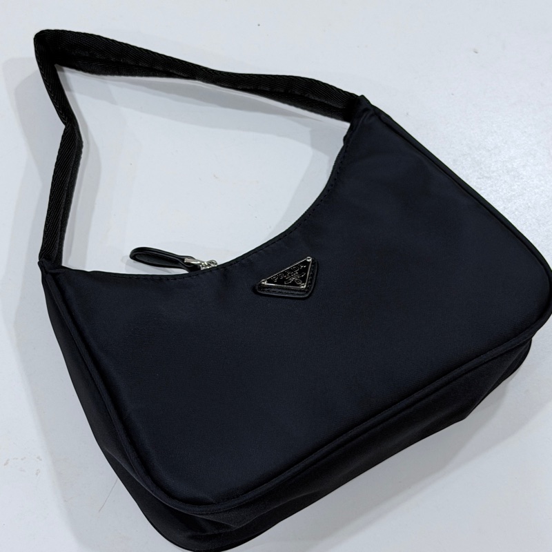 Prada hobo 2000-0