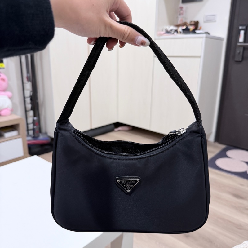 Prada hobo 2000-5