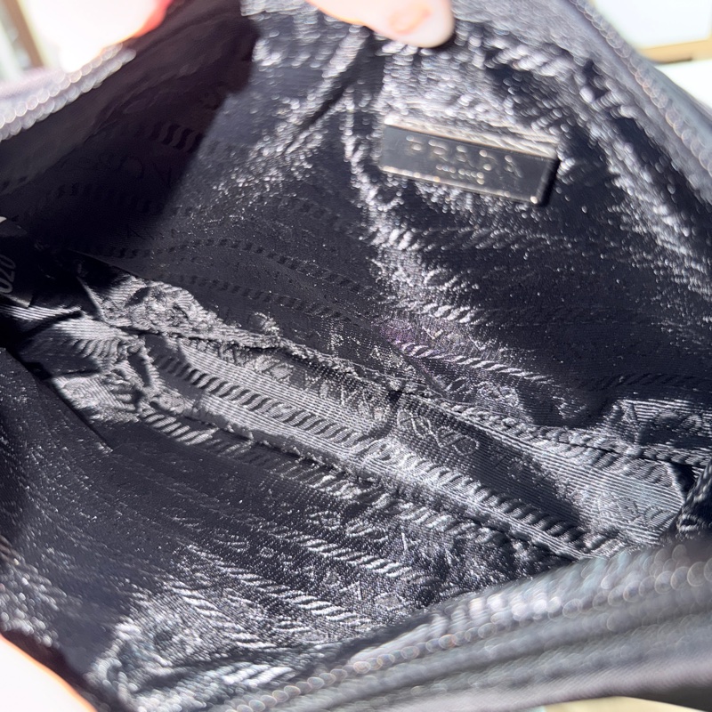Prada hobo 2000-8