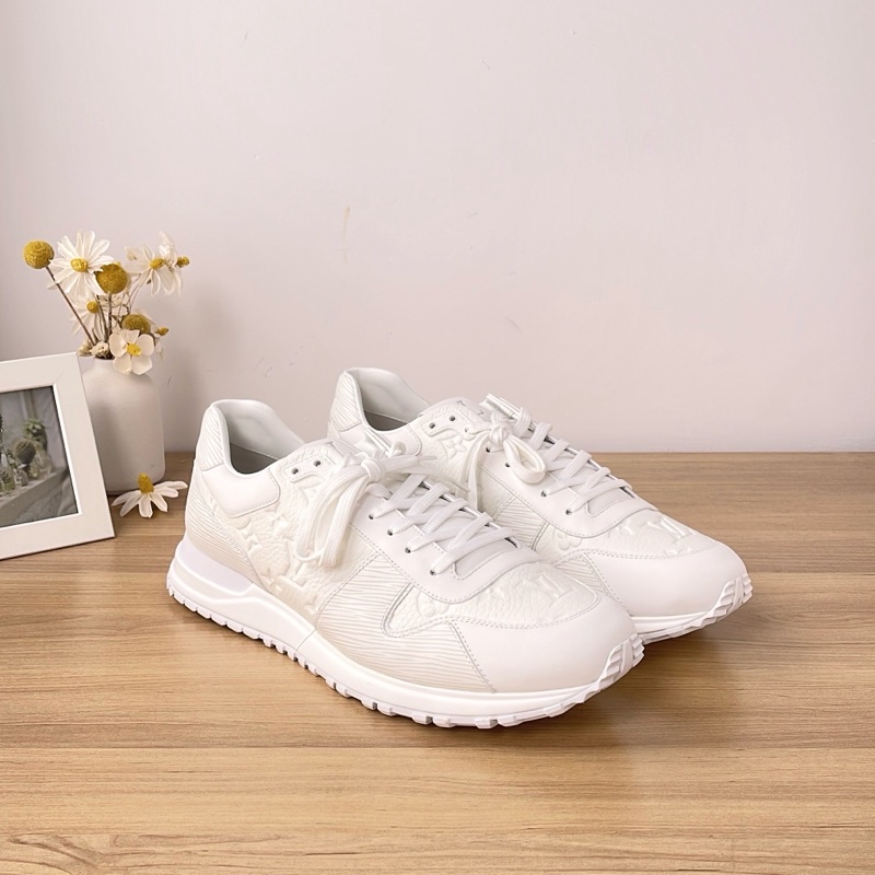 LV路易威登 白色壓紋印花低幫系帶運動鞋休閒鞋,11碼~時尚大氣 簡約百搭~-1