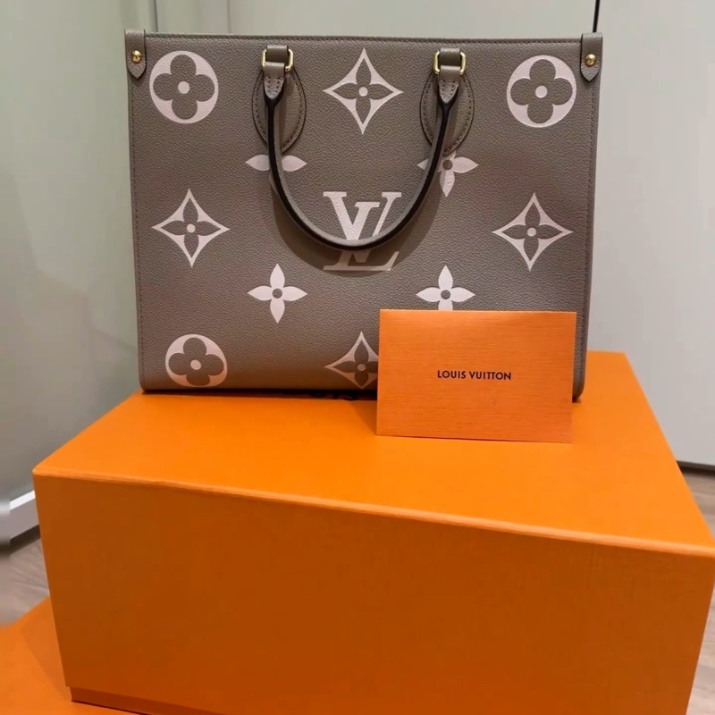 【98%新✨大全套✨購證】LV On The Go大象灰中號-4