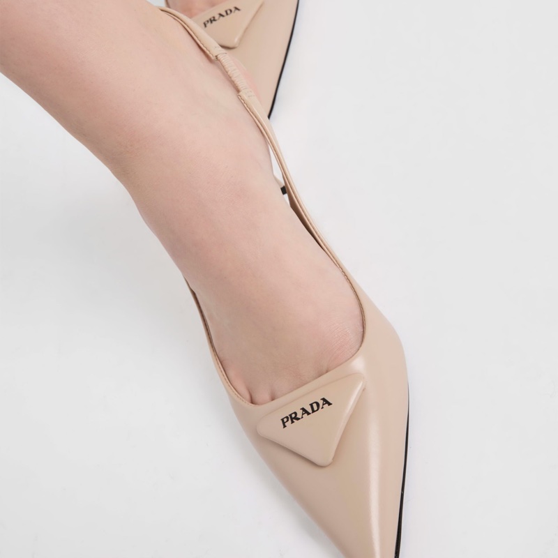 Prada 小貓跟鞋 裸粉色 專櫃42000-1