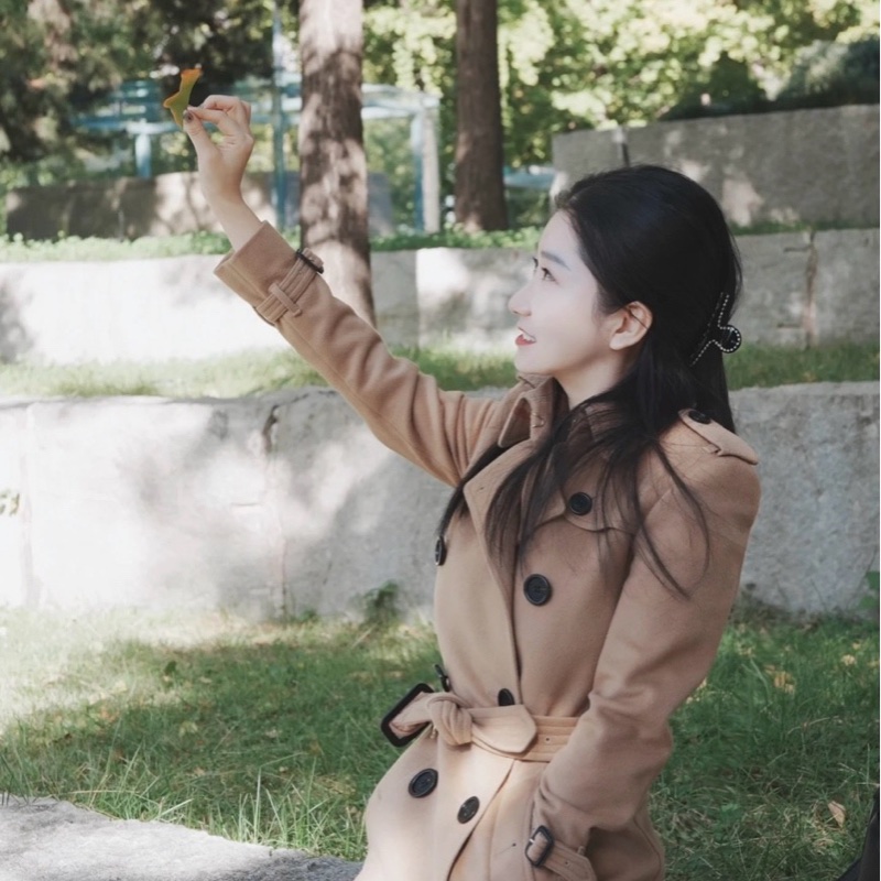 全新 Burberry博柏利 純色雙排扣腰帶翻領 風衣 大衣 絨感外套 卡其色 6碼 170/80A-6