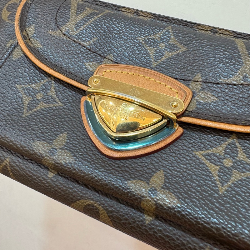 LV 老花 曼哈頓拉鍊長夾-1