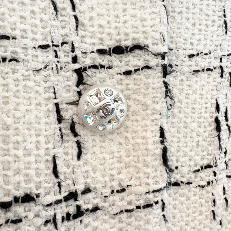 【99新】Chanel/香奈兒/白色粗花呢外套/38碼/118565-2