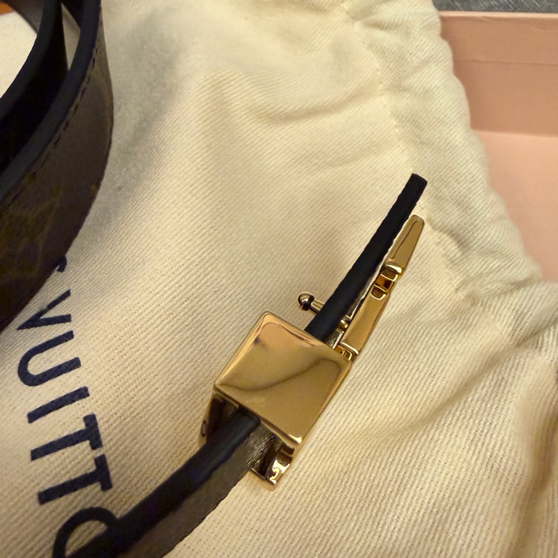 lv 老花皮帶 兩面用90公分 沒用過!🥹🥹-7