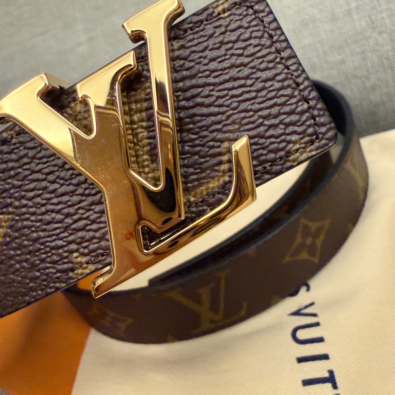 lv 老花皮帶 兩面用90公分 沒用過!🥹🥹-9