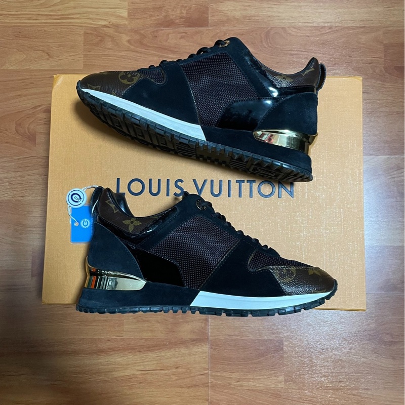 Lv Run Away 絨面小牛皮低幫 運動休閒鞋 尺碼:35碼-1