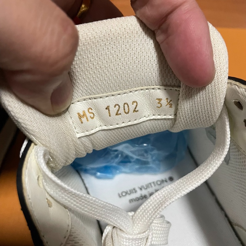 Lv Trainer黑白熊貓 路易威登正品壓紋板鞋 白黑 尺碼:37.5碼-5