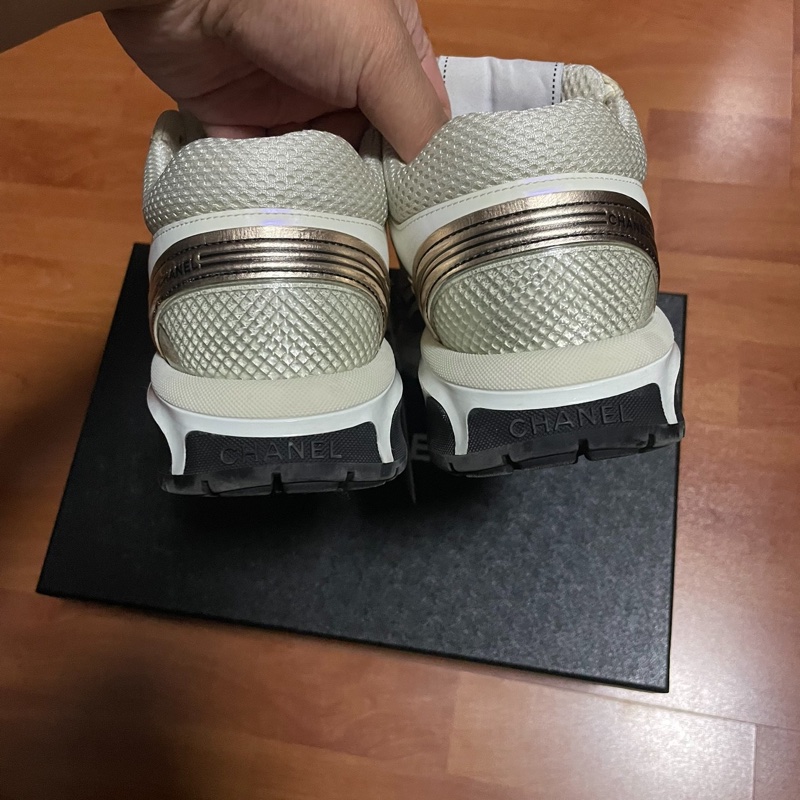 Chanel香奈兒徽標正品運動鞋 銀角大王 白銀色 尺碼：35.5碼-4