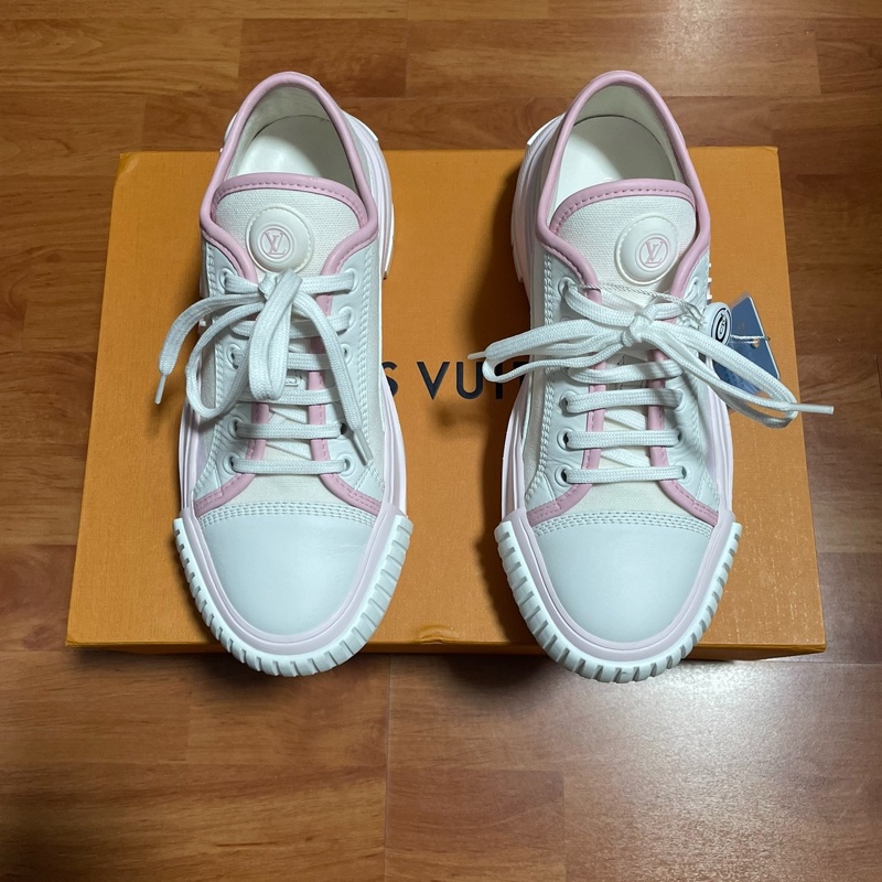 99 新 Lv Squad厚底板鞋 路易威登低幫休閒鞋女款白粉 尺碼:37碼-2