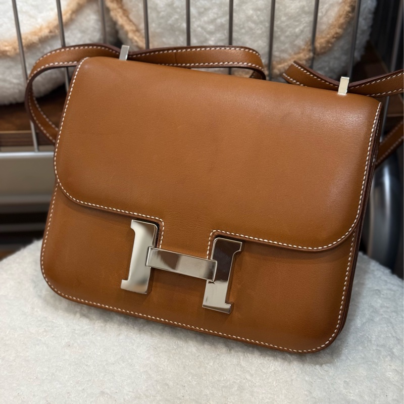 （法國巴黎🇫🇷購證）HERMES Mini 康康19 焦糖棕銀釦 馬鞍皮-1