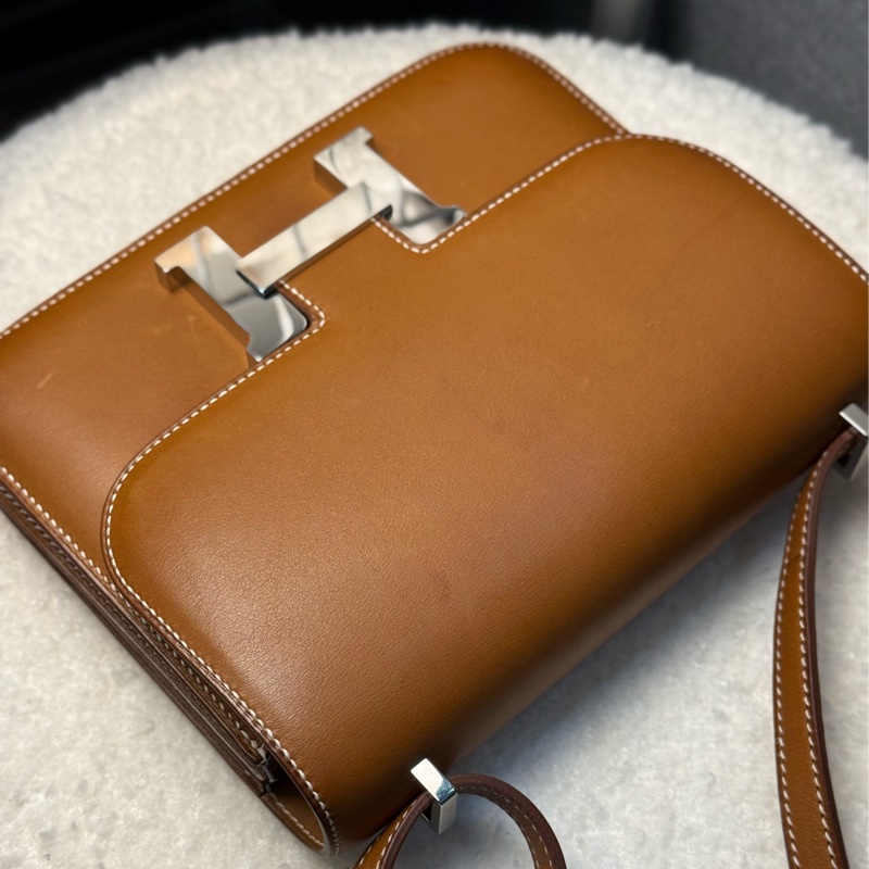 （法國巴黎🇫🇷購證）HERMES Mini 康康19 焦糖棕銀釦 馬鞍皮-15