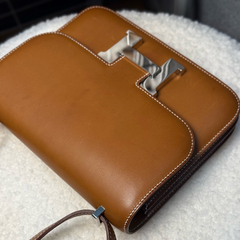 （法國巴黎🇫🇷購證）HERMES Mini 康康19 焦糖棕銀釦 馬鞍皮-16