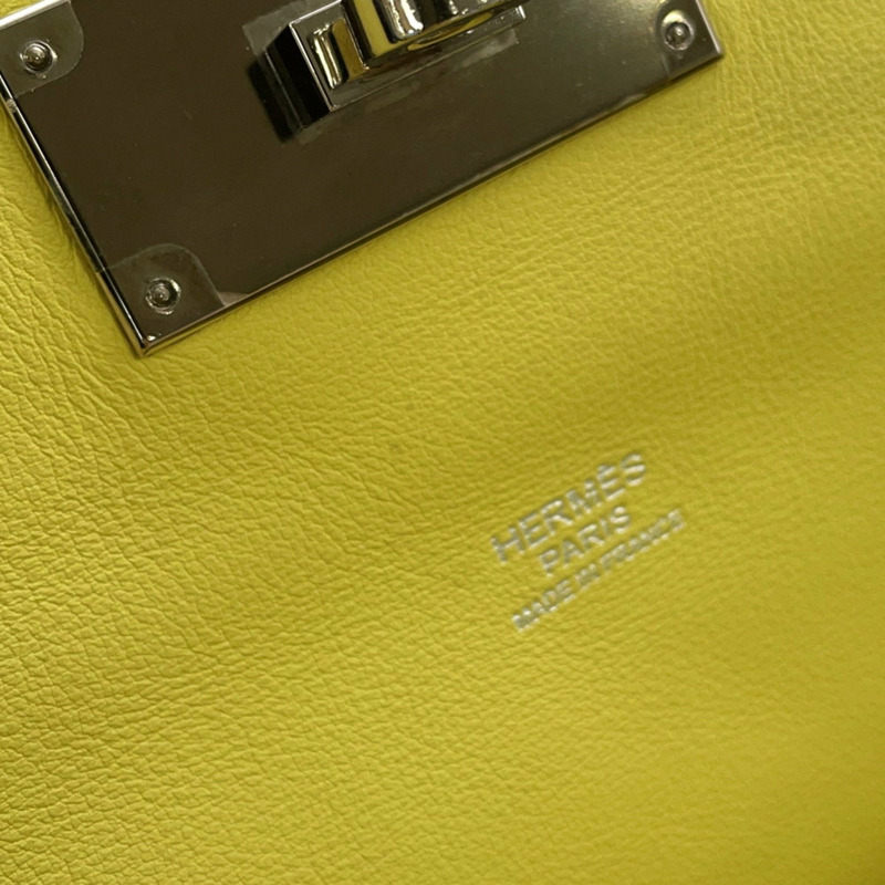 愛馬仕 Hermès Toolbox 26 青檸色/Swift 手提包,帶 Q 印記和兩用肩包-9